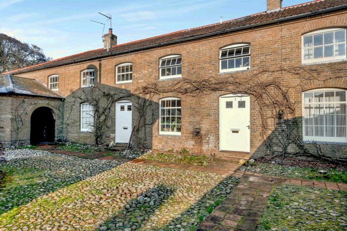 2 Bedroom Property For Sale In Brewery Yard, Gunton Park, Norwich, NR11