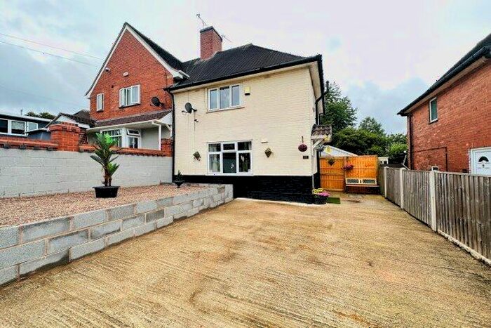 3 Bedroom Property To Rent In Padstow Road, Nottingham, NG5