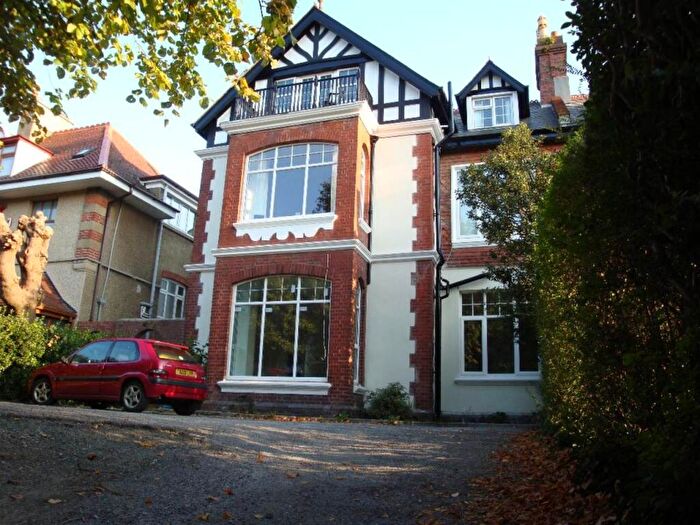2 Bedroom Flat To Rent In Queens Road, Lipson, Plymouth, PL4