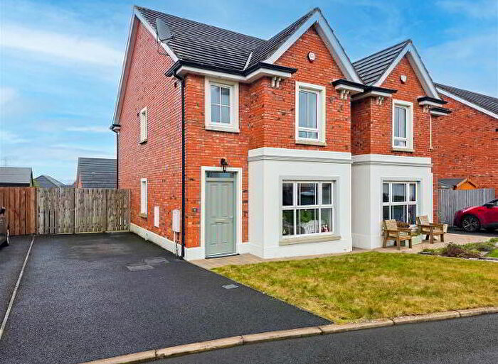 3 Bedroom Semi-Detached House For Sale In Foxton Park, Newtownabbey, BT36