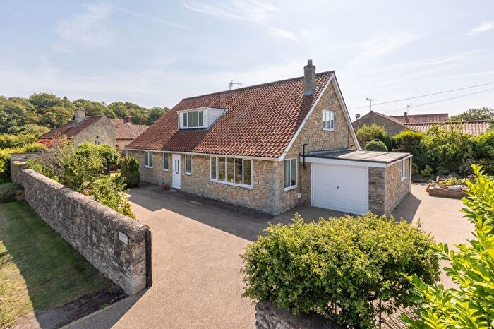 4 Bedroom Detached House For Sale In Roxby Road, Thorton Le Dale, YO18
