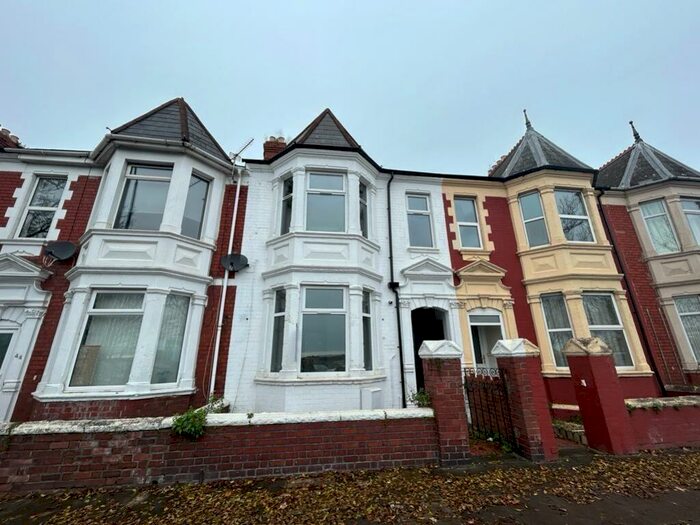 2 Bedroom Apartment To Rent In Broad Street, Barry, CF62