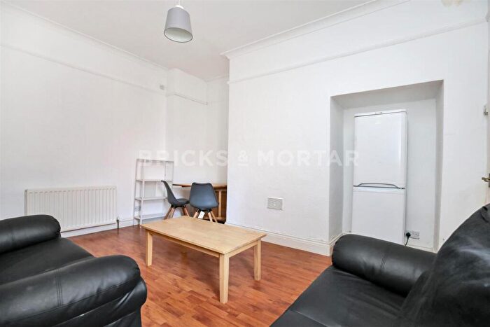 2 Bedroom Flat To Rent In Dinsdale Road, Sandyford, NE2