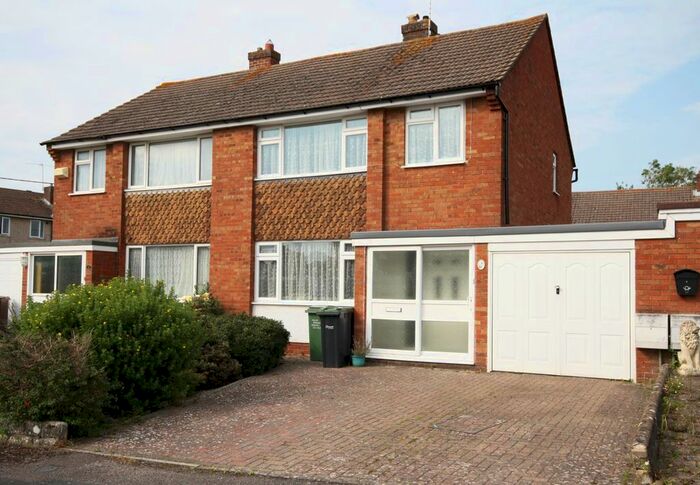 3 Bedroom Semi-Detached House To Rent In Horsell Close, Royal Wootton Bassett, SN4
