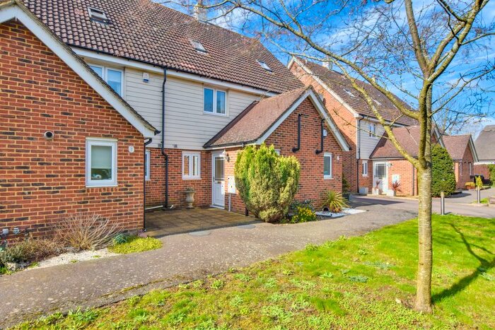 3 Bedroom Terraced House For Sale In Chelmsford Road, Leaden Roding, Dunmow, CM6