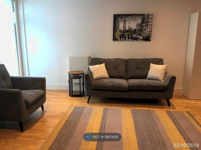 1 Bedroom Flat To Rent In Beacon Point, London, SE10