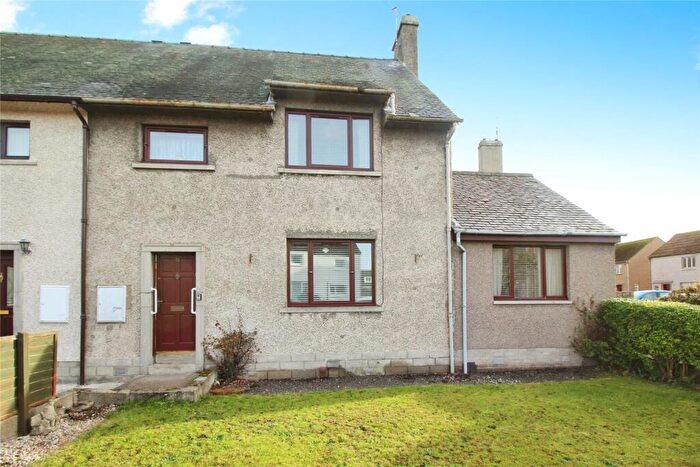 4 Bedroom Semi-Detached House For Sale In Lochend Road, Carnoustie, Angus, DD7