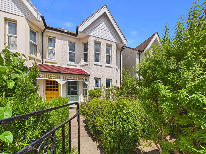 Studio For Sale In Rowlands Road, Worthing, BN11