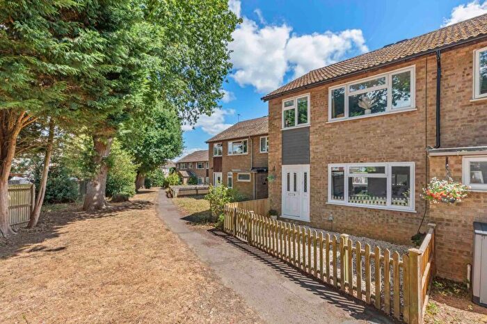 3 Bedroom Terraced House For Sale In Westrick Walk, Prestwood, HP16