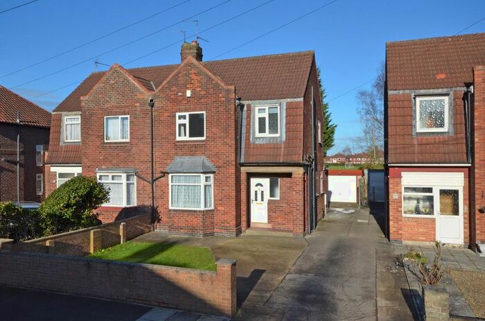 3 Bedroom Semi-Detached House To Rent In Brompton Road, York, Uk, YO30