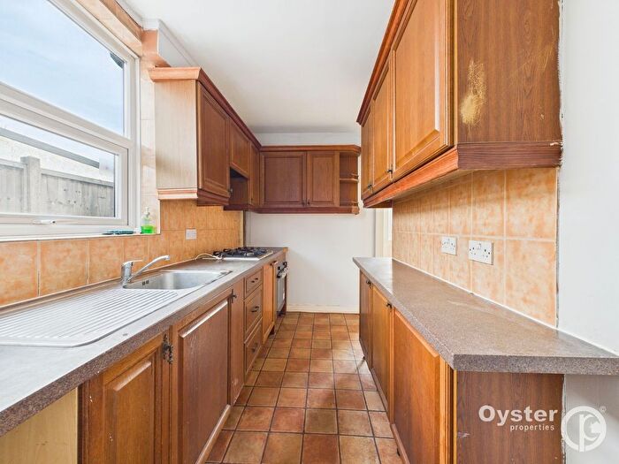 4 Bedroom Semi-Detached House To Rent In Taunton Way, Stanmore, HA7