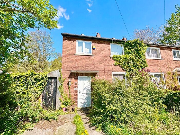 3 Bedroom Semi-Detached House For Sale In Crown Grove, Leigh, WN7