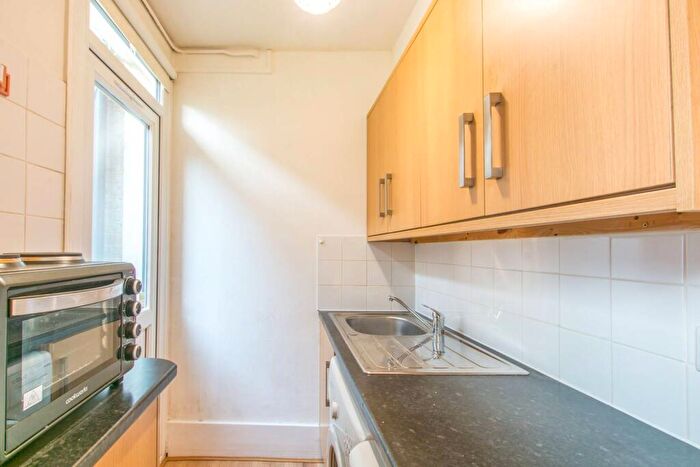 Studio To Rent In Woodlands Park Road, , Tottenham, London, N15