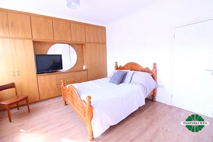 4 Bedroom Terraced House To Rent In Brookdale Road, Walthamstow, E17