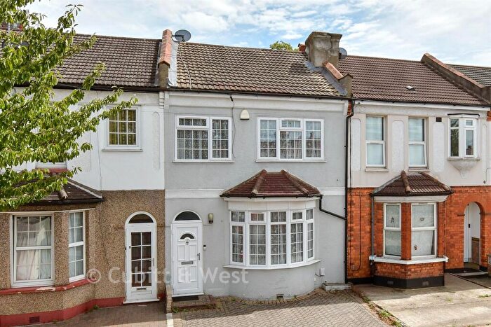 3 Bedroom Terraced House For Sale In Greenside Road, Croydon, Surrey, CR0