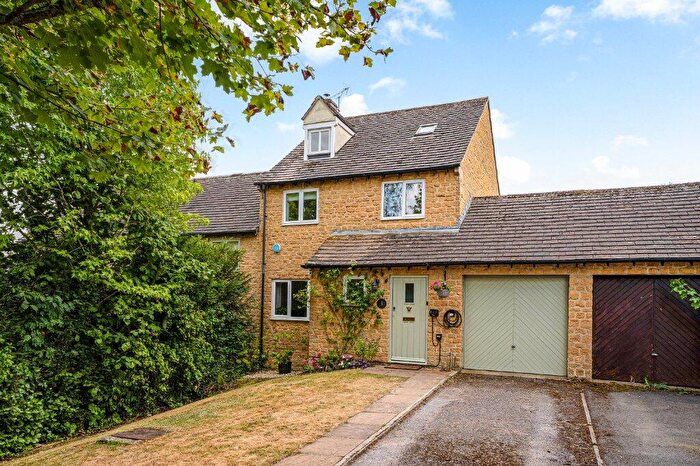 4 Bedroom Semi-Detached House For Sale In Orchard Rise, Longborough, Moreton-in-Marsh, Gloucestershire, GL56