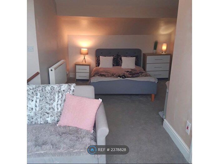 Studio To Rent In Abbeydale Road, Sheffield, S7