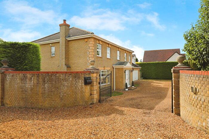 4 Bedroom Detached House For Sale In Hollow Road, Ramsey, Huntingdon, PE26