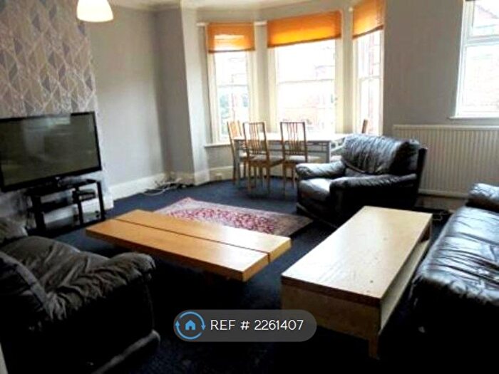 7 Bedroom Terraced House To Rent In Goulden Road, Manchester, M20