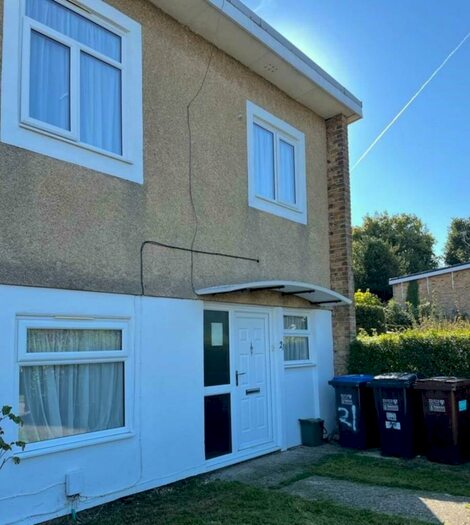 3 Bedroom House To Rent In Willow Way, Hatfield, AL10