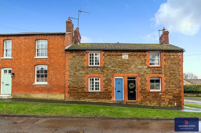 2 Bedroom Terraced House For Sale In High Street, Everdon, Daventry, NN11
