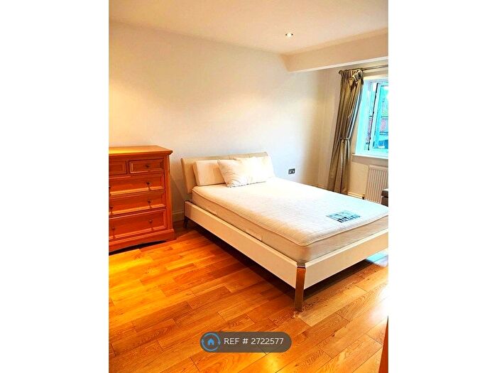 3 Bedroom Semi-detached House To Rent In Blue Bridge Road, Brookmans Park, Hatfield, AL9