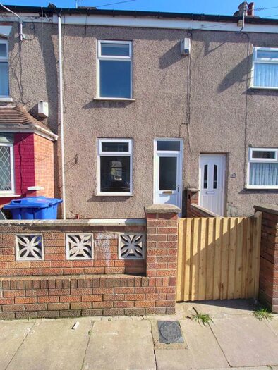 2 Bedroom Terraced House To Rent In Willingham Street, Grimsby, DN32