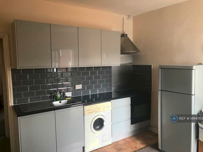 1 Bedroom Flat To Rent In Marston Road, Stafford, ST16