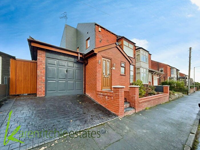 3 Bedroom Semi Detached House For Sale In Kirkby Road, Heaton, BL1