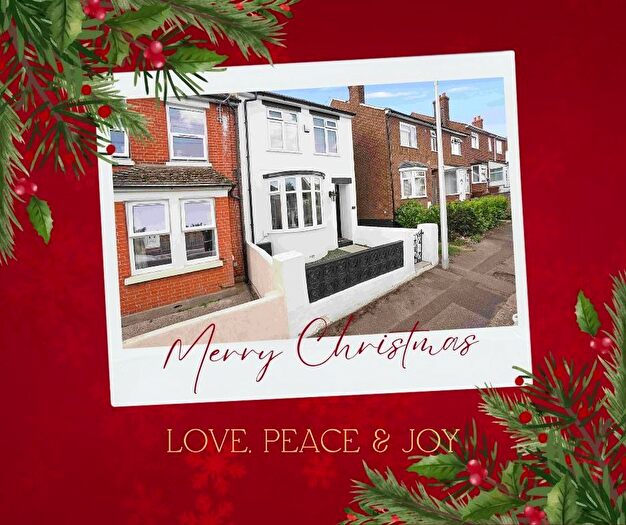 3 Bedroom End Of Terrace House For Sale In Harvey Road, Rainham, ME8