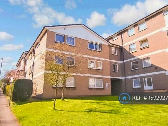 2 Bedroom Flat To Rent In Grove Court, Dorchester, DT1