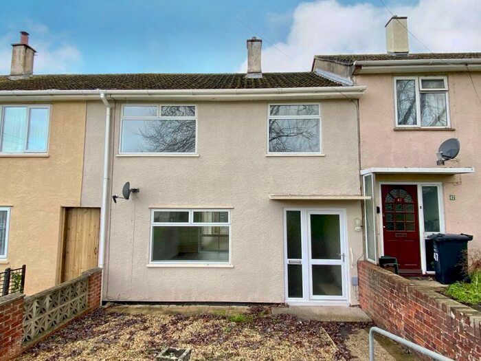 3 Bedroom Terraced House To Rent In Blackmoor Road, Taunton, TA2