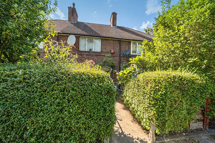 2 Bedroom Terraced House For Sale In Valeswood Road, Bromley, BR1