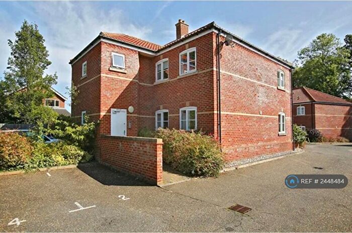 2 Bedroom Flat To Rent In Walnut Court, Hethersett, Norwich, NR9
