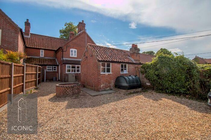 2 Bedroom Cottage To Rent In The Street, Ringland, Norwich, NR8