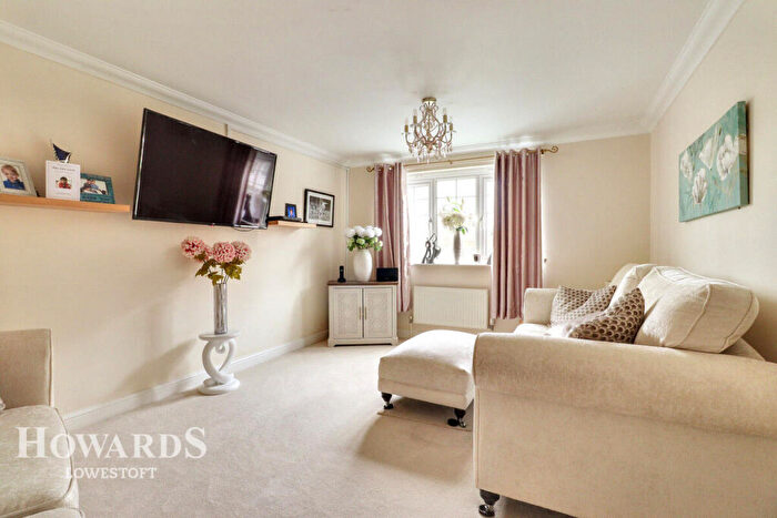 4 Bedroom Detached House For Sale In Amber Drive, Kessingland, NR33