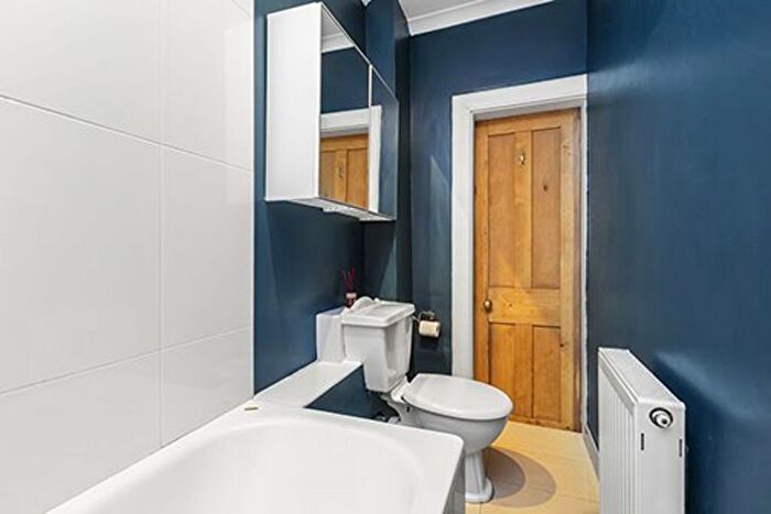 1 Bedroom Flat To Rent In Dean Street, Stockbridge, Edinburgh, EH4