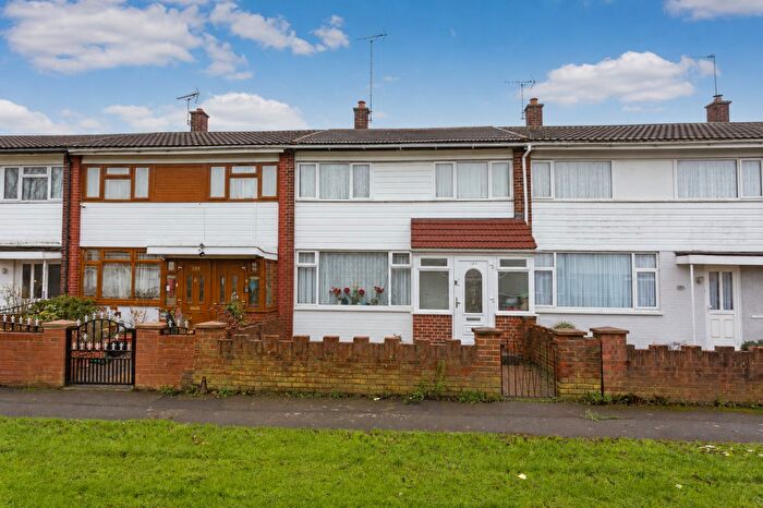 3 Bedroom Terraced House For Sale In Humber Way, Langley, SL3