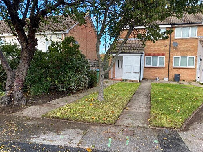 1 Bedroom Apartment To Rent In Osprey Gardens, Bognor Regis, PO22