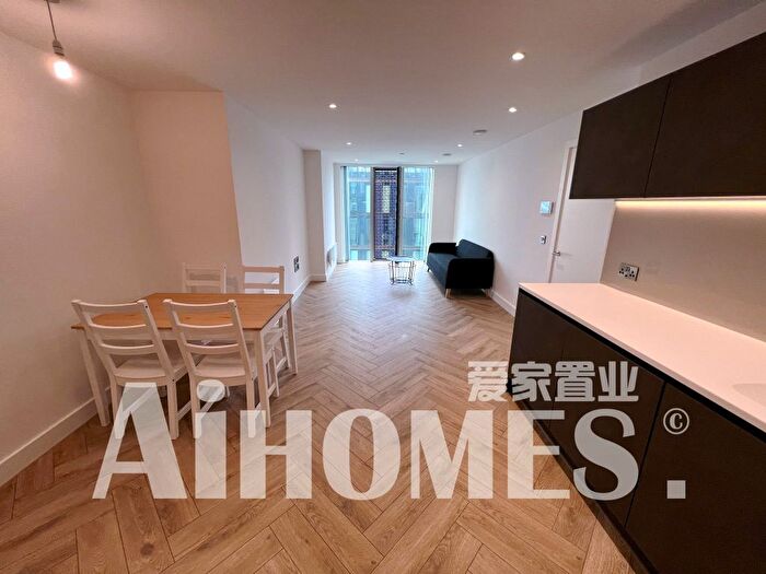 2 Bedroom Flat To Rent In Elizabeth Tower, Chester Road, Manchester, M15