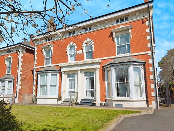 2 Bedroom Flat To Rent In Rocksborough House, Warwick Road, Solihull, B92