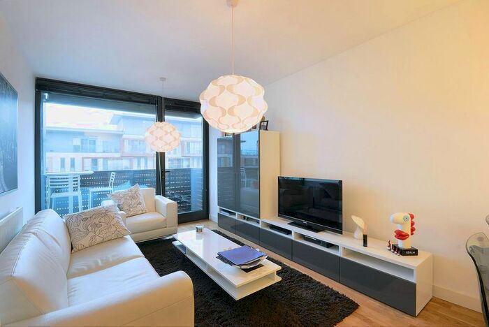 1 Bedroom Flat To Rent In Amelia Street, Elephant And Castle, SE17