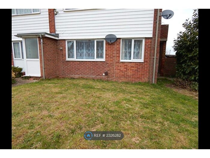 2 Bedroom Flat To Rent In Brewers Lane, Gosport, PO13