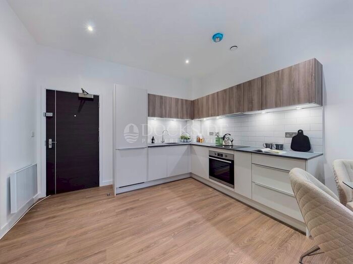 1 Bedroom Flat To Rent In Quayside, Chatham Maritime, ME4