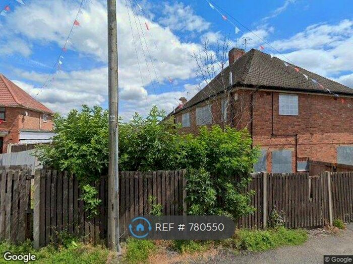 3 Bedroom Semi-Detached House To Rent In Lathkill Avenue, Ilkeston, DE7