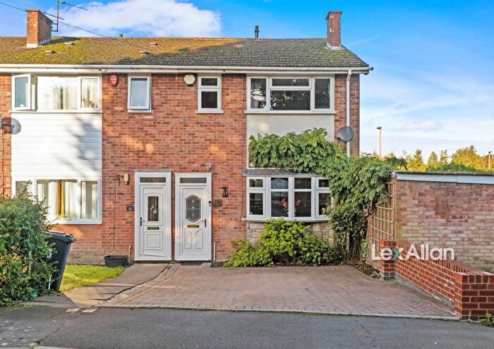 3 Bedroom End Of Terrace House For Sale In Rufford Road, Oldswinford, Stourbridge, DY9