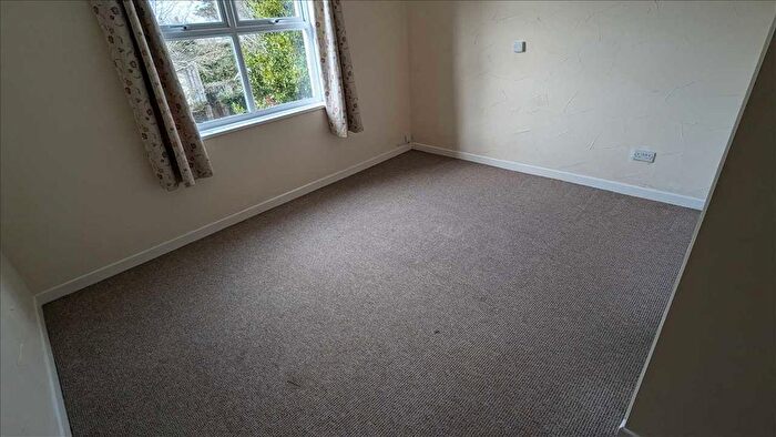 1 Bedroom Flat To Rent In Thurlow Road, Torquay, TQ1