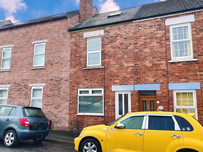 3 Bedroom Terraced House For Sale In Stuart Street, Grantham, NG31
