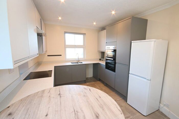 3 Bedroom Flat To Rent In High Street, Flitwick, MK45