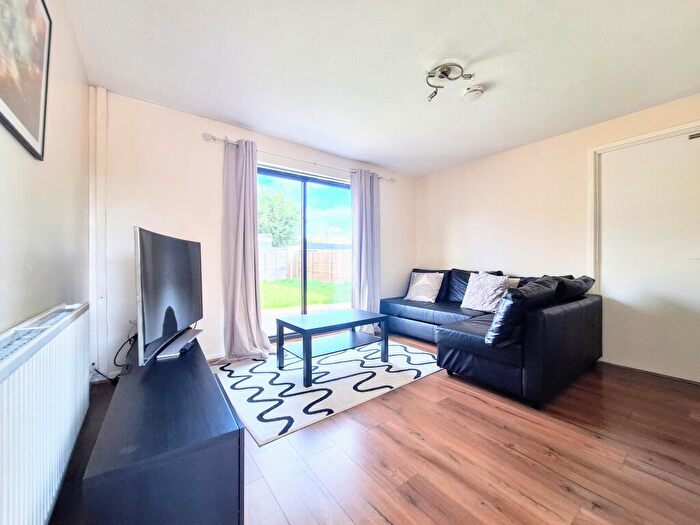 2 Bedroom House To Rent In Doyle Close, Erith, DA8